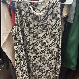 Amiana Black and White Patterned Tank Top